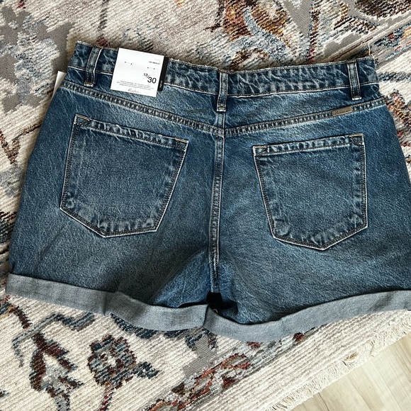 Kancan NWT Denim distressed shorts - Picture 3 of 4